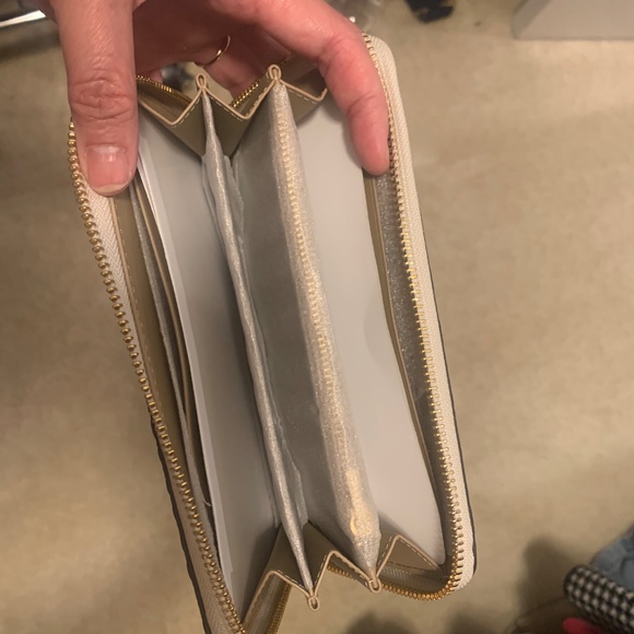 Coach wallet wristlet - Picture 2 of 3